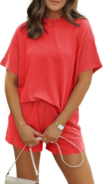 amazon-ribbed-lounge-set-337x600.jpg