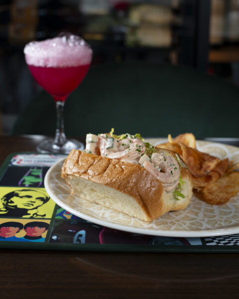 gordon-ramsay-at-the-carnaby-prawn-cockt