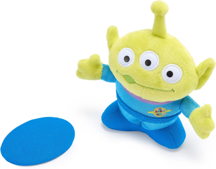 2026-Amazon-shoulder-muddies-mickey-minn