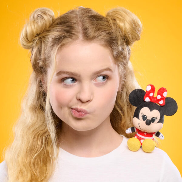 2026-Amazon-shoulder-muddies-mickey-minn