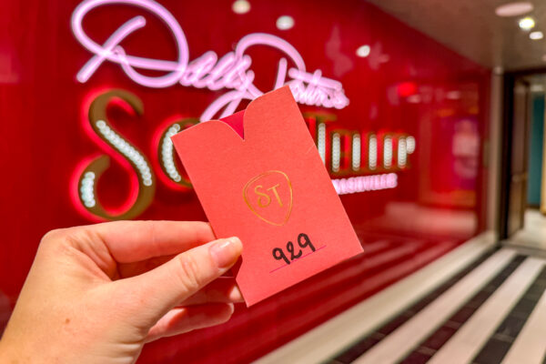 PHOTOS: Check Out The Rooms At The New Dolly Parton’s SongTeller Hotel in Nashville!