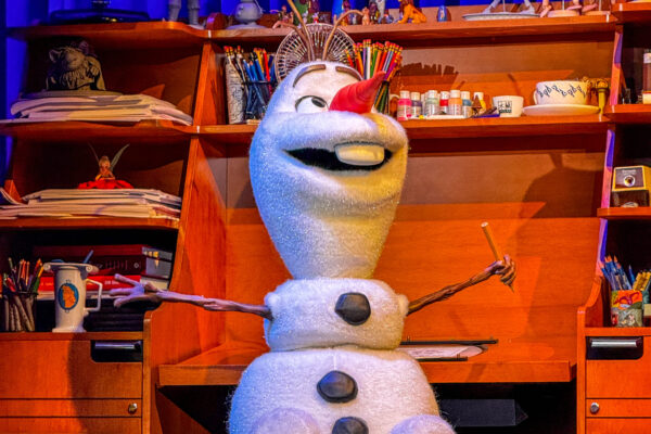 We Just Got a SNEAK PEEK at the NEW Olaf Animatronic in Disney World