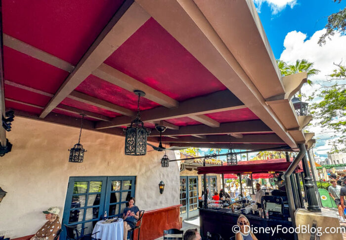 Brown-Derby-Lounge-Reopened-Hollywood-St