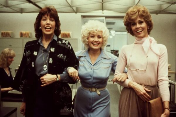 Why Every Dolly Parton Fan Is RUNNING to the El Capitan Theater