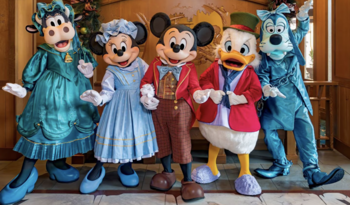 storytellers-cafe-christmas-700x411.png