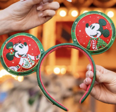 FIRST LOOK at Exclusive Holiday Souvenirs Coming to Disney World